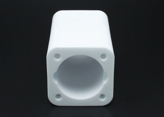 注文の陶磁器の部品を収容する耐久力のあるAl2O3ヒューズ
